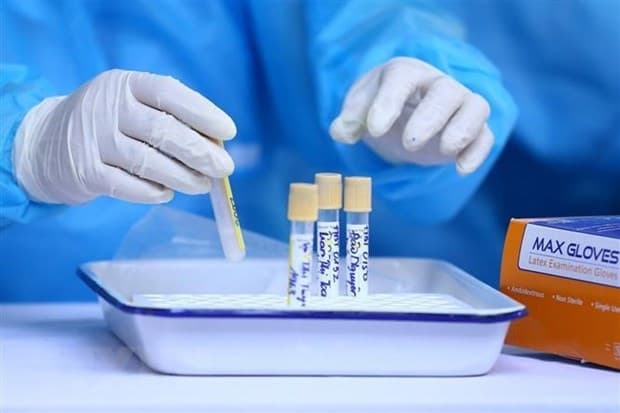 Bản tin Covid tối 21-10: Hà Nội, Bến Tre, Quảng Ngãi, Bắc Giang thêm F0, 50 tỉnh thành có dịch