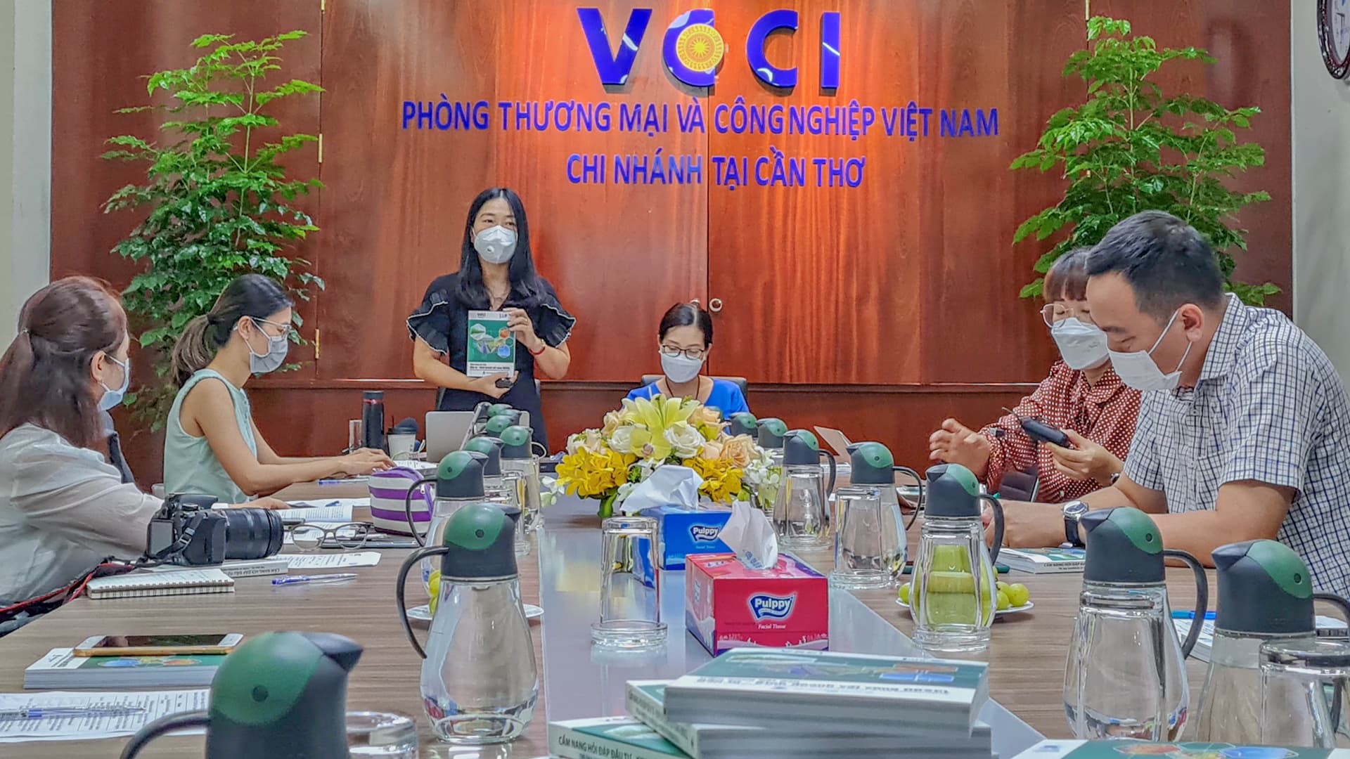 Công bố “cẩm nang” hỏi, đáp về đầu tư - kinh doanh với vùng Đồng bằng sông Cửu Long
