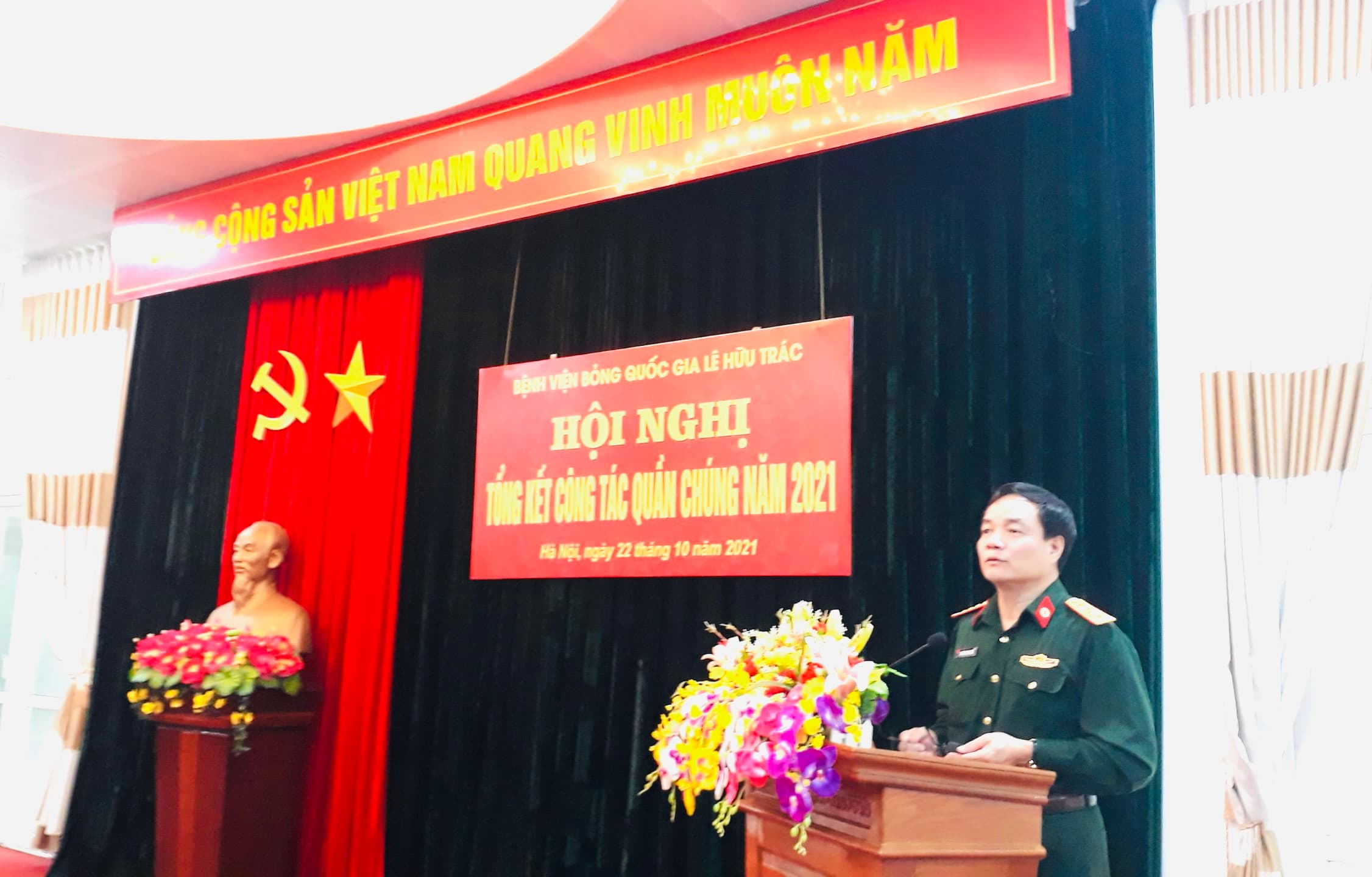 Bệnh viện Bỏng Quốc gia Lê Hữu Trác tổng kết công tác quần chúng năm 2021