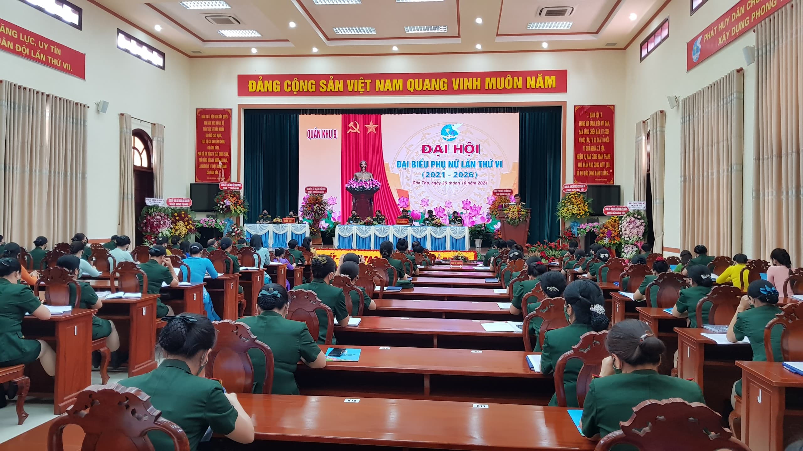 Phụ nữ Quân khu 9 đoàn kết, sáng tạo, hoàn thành tốt nhiệm vụ