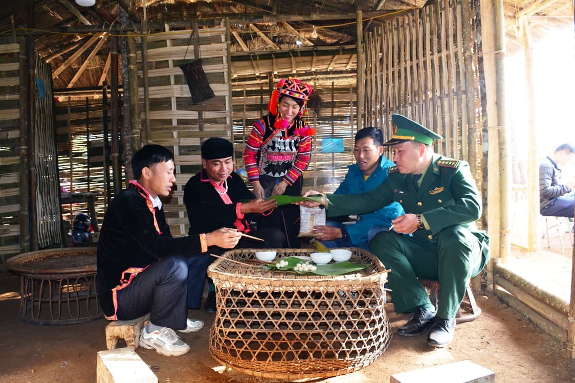 Vui Tết "Khù Sự Chà” dân tộc Hà Nhì
