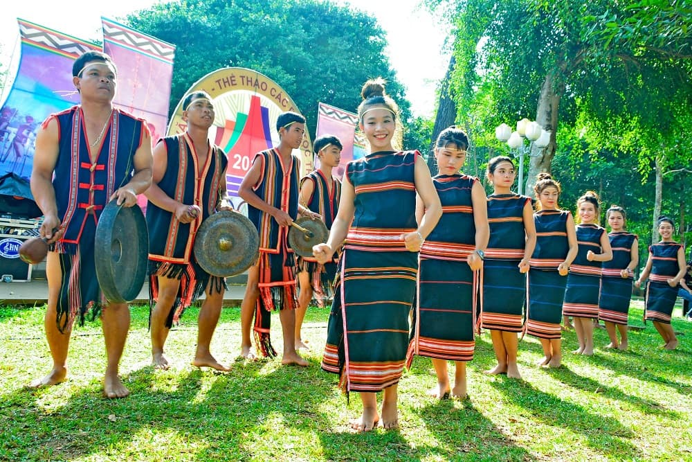 Pleiku Roh - ngôi làng trong phố