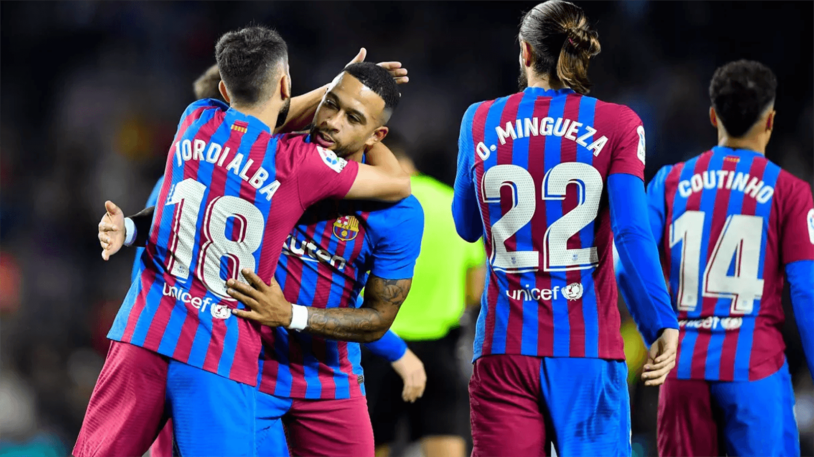 Vòng 12 La Liga: Barcelona chia điểm cùng Alaves