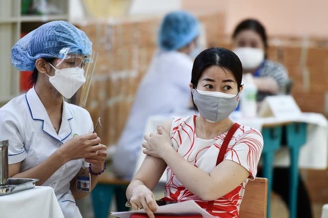 Hà Nội sẽ tiêm vắc xin Covid-19 cho trẻ em như thế nào?
