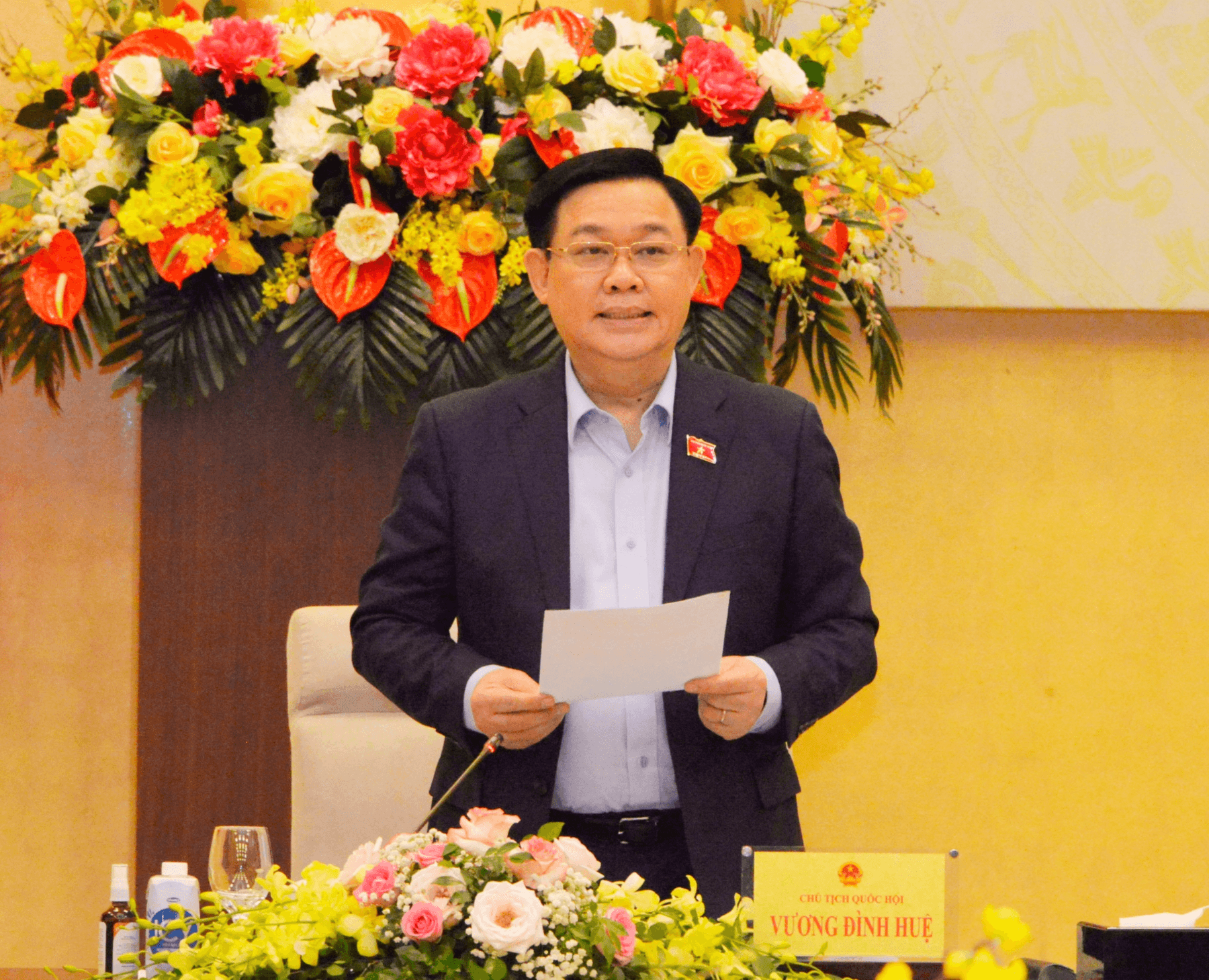 Chủ tịch Quốc hội chủ trì phiên họp về chuyên đề hoàn thiện cơ chế bảo vệ hiến pháp