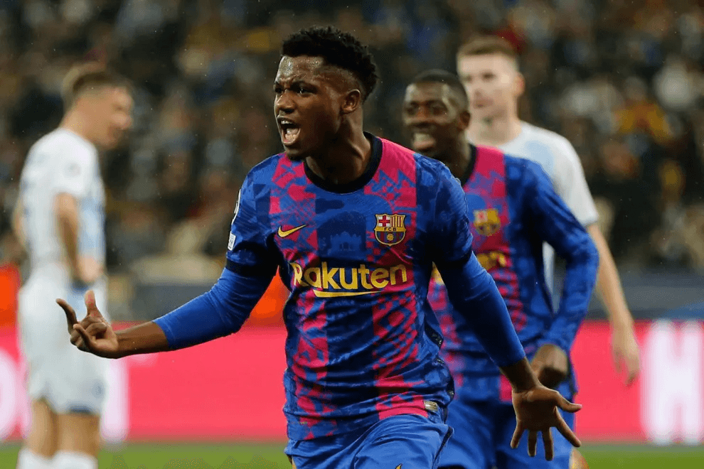 Barca nhọc nhằn thắng Dynamo Kyiv