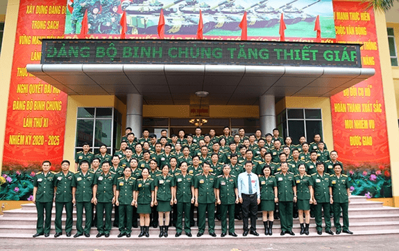 Đảng ủy Binh chủng Tăng thiết giáp: Tập trung xây dựng đội ngũ cán bộ đáp ứng yêu cầu nhiệm vụ
