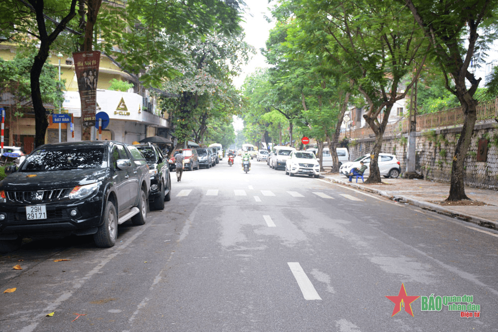 Vận động nhân dân giữ gìn cảnh quan sạch, đẹp