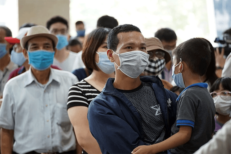 Thấy dân tụ tập... mà lo!