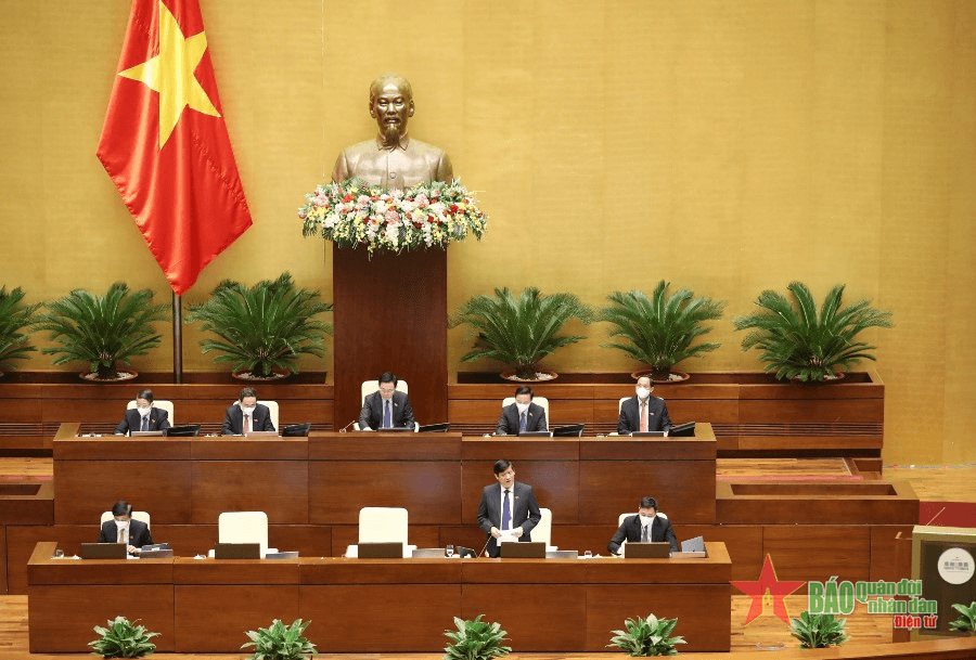Bộ trưởng Bộ Y tế: Không nên chờ vắc xin mới mở cửa trường học