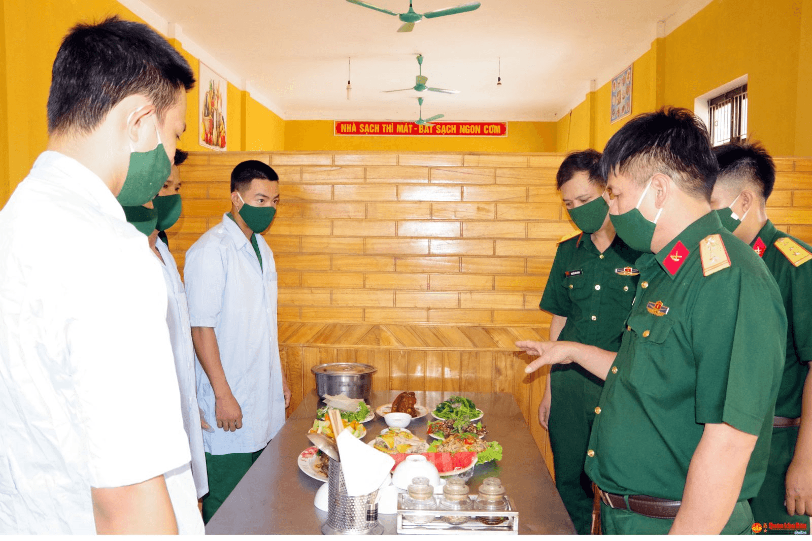 Chị Quang nuôi quân “hai giỏi”