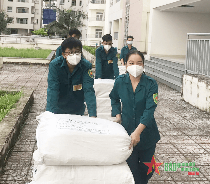 Lực lượng vũ trang TP Hồ Chí Minh không để dịch bùng phát trở lại