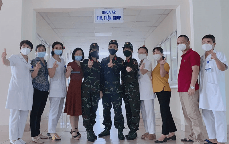 Tổ quân y trên tuyến đầu