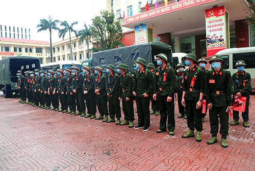 Công dân được những quyền lợi gì khi thực hiện nghĩa vụ Công an nhân dân?