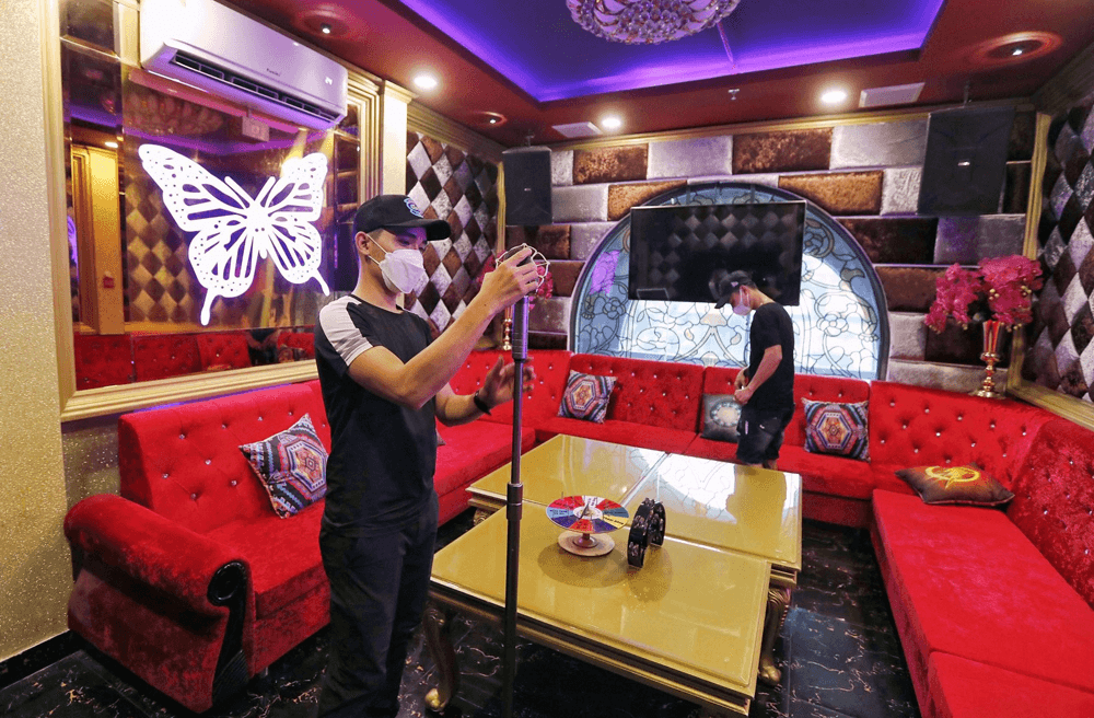 TP Hồ Chí Minh lại dừng hoạt động karaoke, vũ trường, massage, spa, quán bar