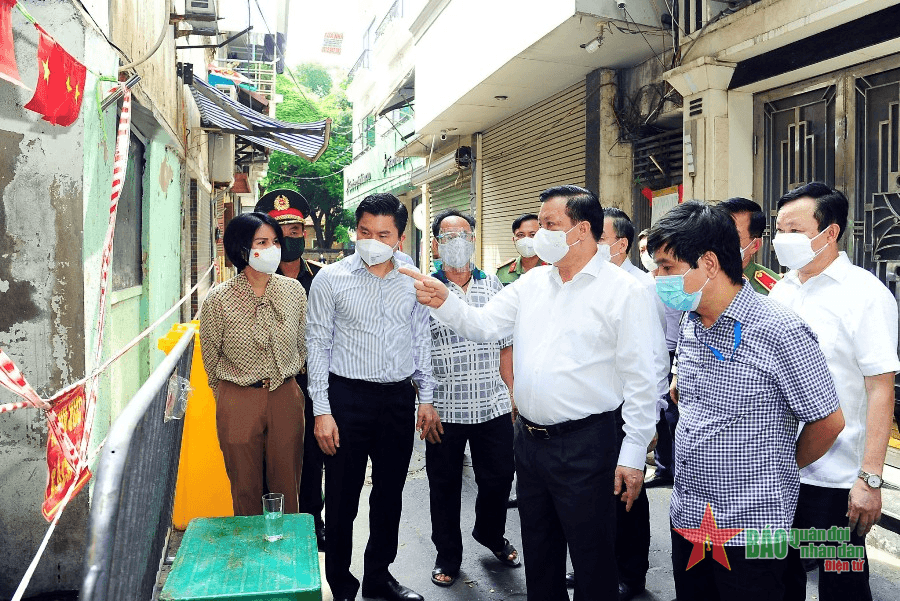 Bài 2: "Cuộc chiến" bảo vệ "trái tim" của cả nước: Linh hoạt, phù hợp và khoa học