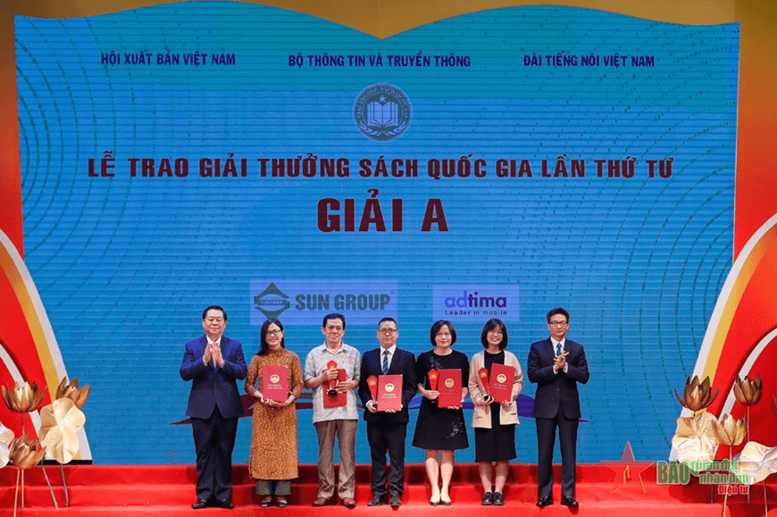 Nhìn thẳng - Nói thật: Thiếu vắng tác phẩm văn học hay