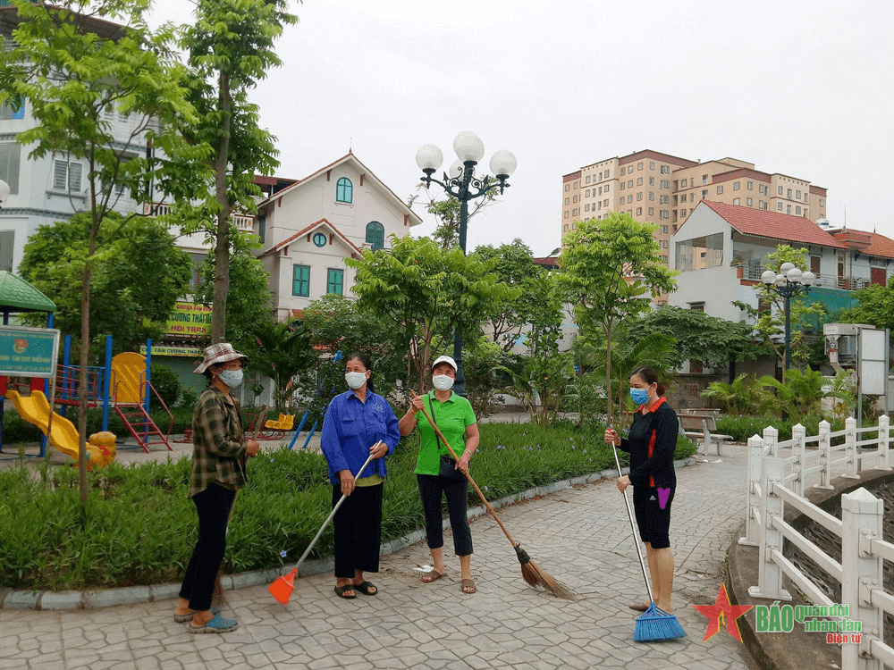 Góp phần hồi sinh "lá phổi xanh" cho khu dân cư