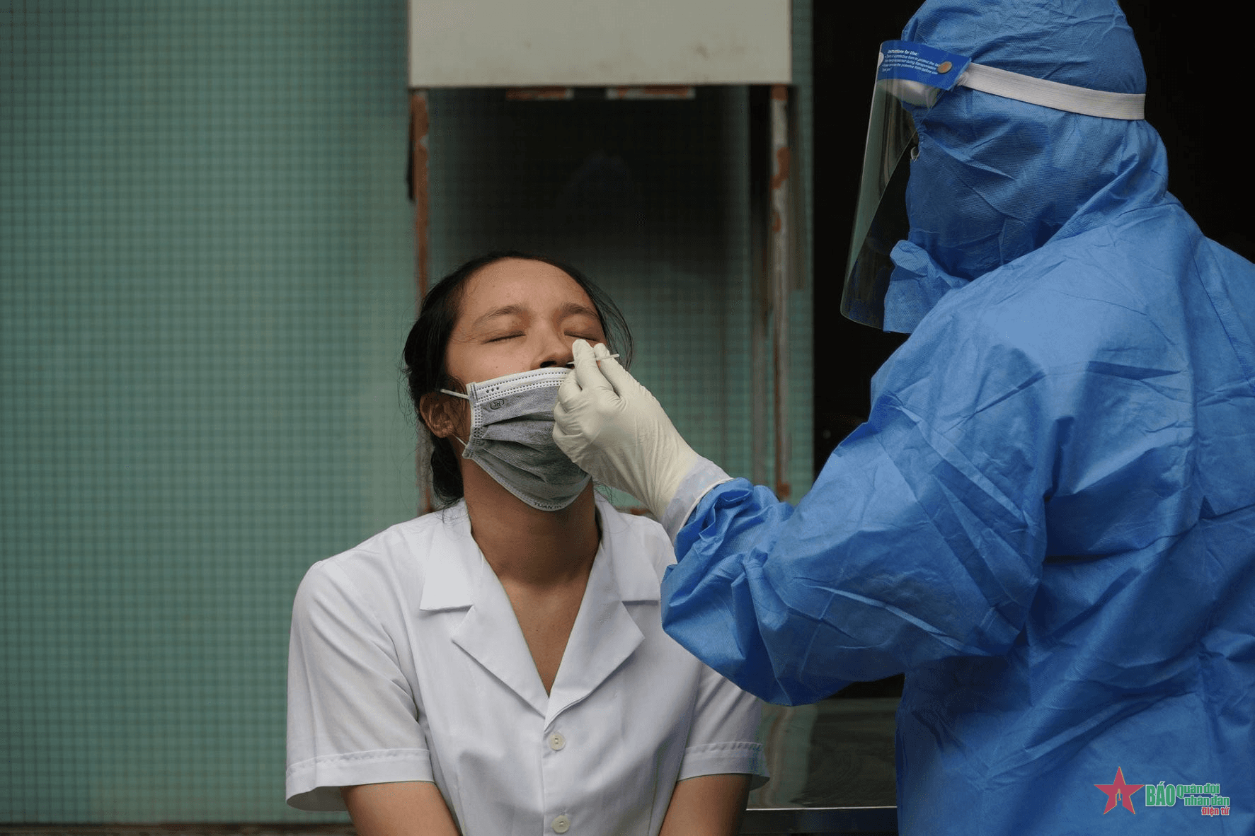Hà Nội: Huyện Mê Linh phong tỏa 1 công ty sau khi có ca dương tính với Covid-19