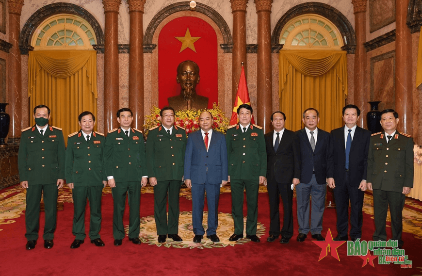 Chủ tịch nước trao quyết định thăng quân hàm Thượng tướng đối với đồng chí Phạm Hoài Nam