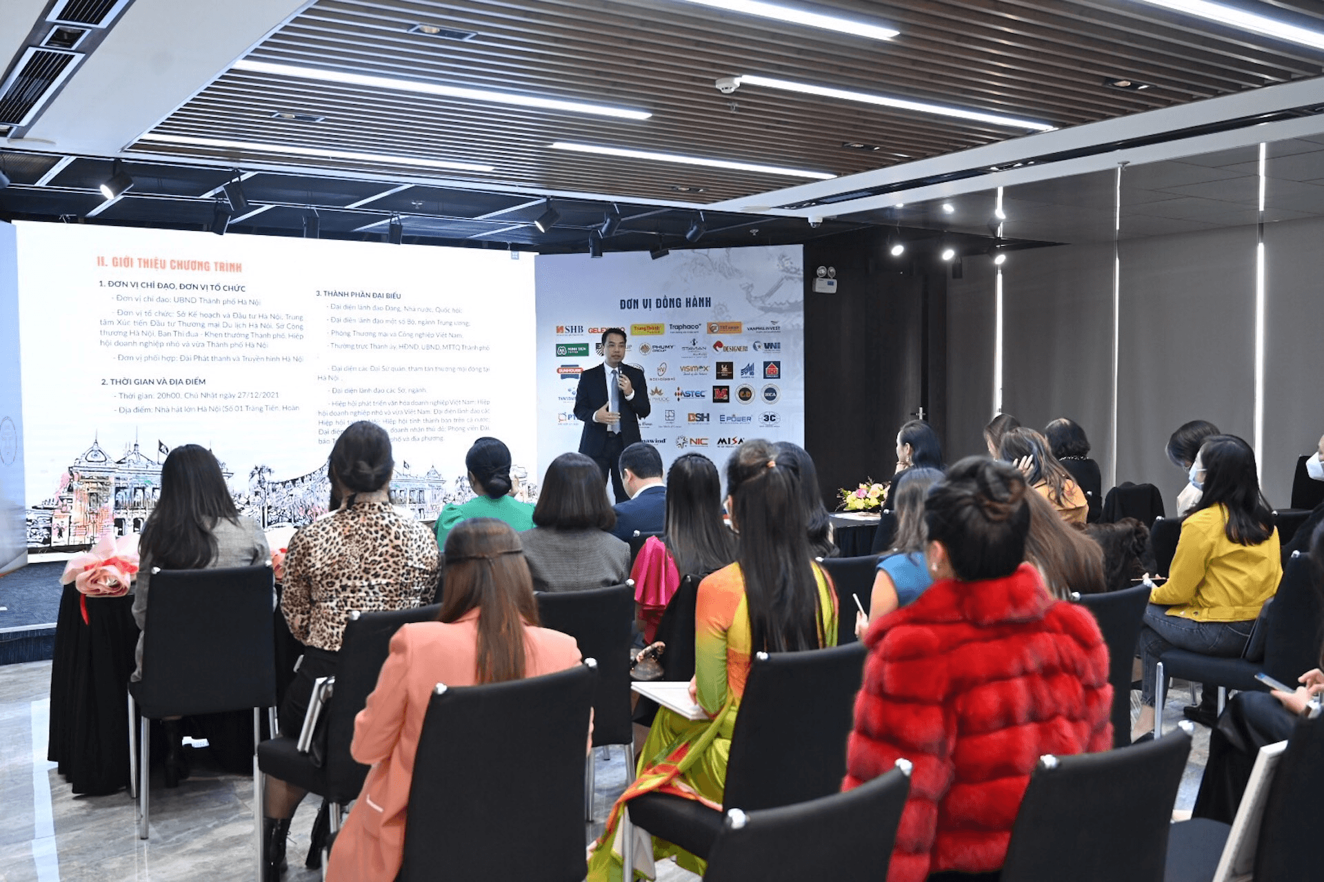 Vinh danh gần 200 doanh nghiệp Thủ đô tiêu biểu năm 2021