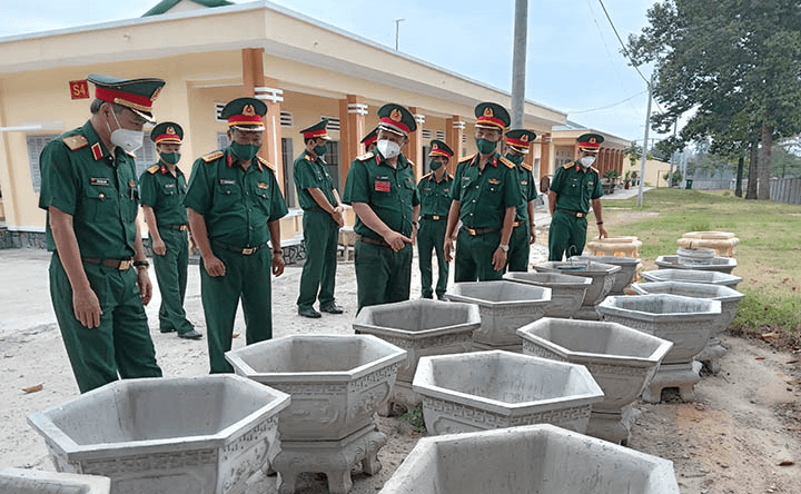 Tổng cục Hậu cần chấm thi “Doanh trại chính quy, xanh, sạch, đẹp” tại Lữ đoàn 22