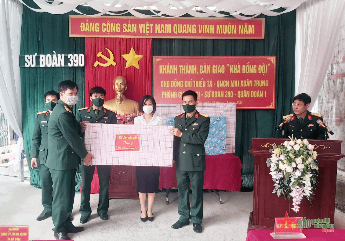 Sư đoàn 390 khánh thành và bàn giao Nhà đồng đội