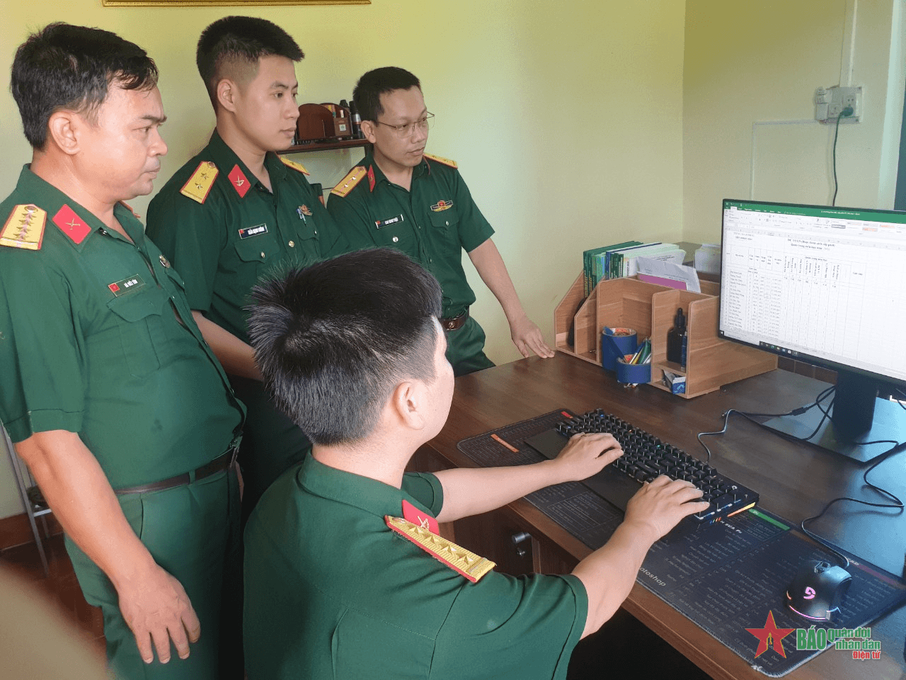 Hành trình sáng tạo: Phần mềm theo dõi, cấp phát quân trang niên hạn