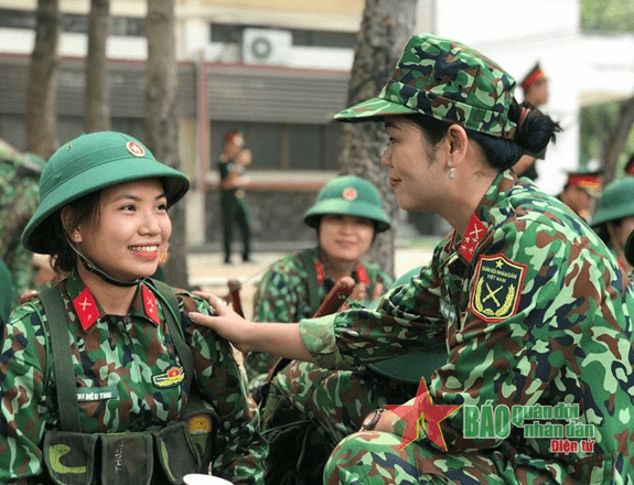 Từ trong ký ức: Áo lính chít co