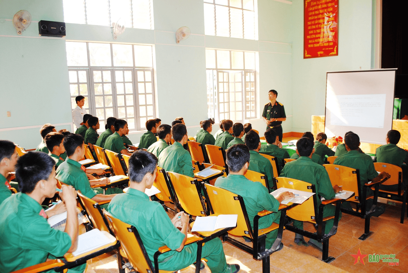 Chủ động hướng nghiệp cho quân nhân
