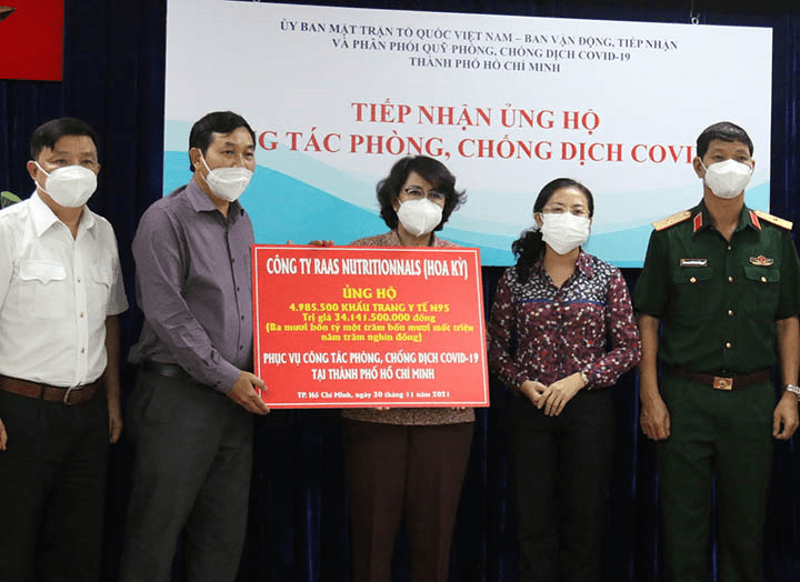 Thành phố Hồ Chí Minh tiếp nhận gần 5 triệu khẩu trang y tế N95