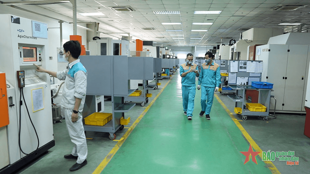 Phát triển văn hóa, con người với tinh thần “Sáng tạo - Khác biệt - Cống hiến”