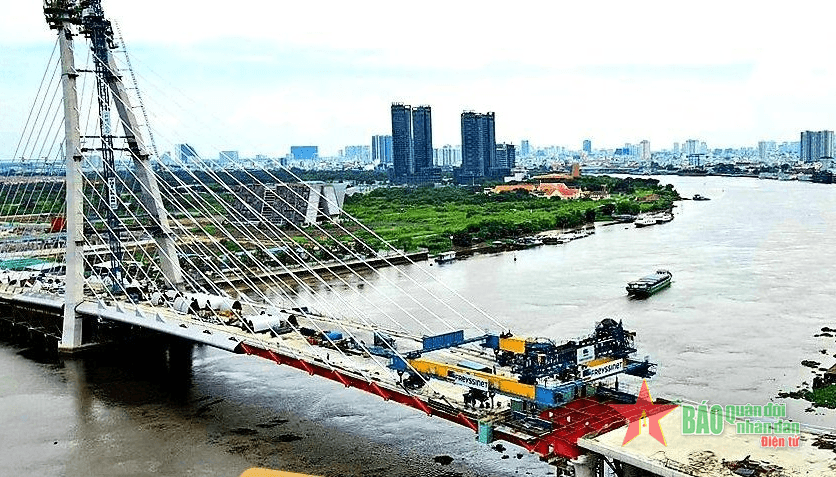 Nên có cây cầu mang tên Ba Son
