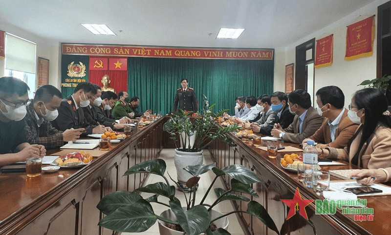 Công an tỉnh Điện Biên gặp mặt báo chí