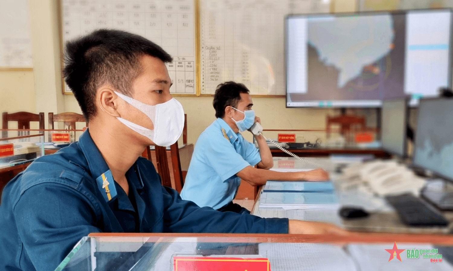 Cán bộ quan tâm, chiến sĩ nỗ lực