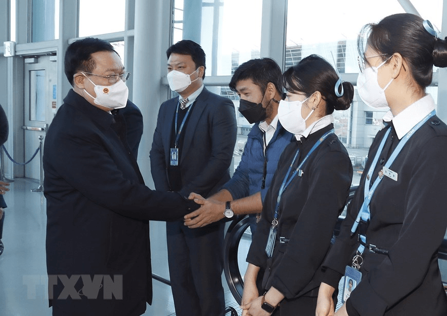 Đoàn Đại biểu cấp cao Quốc hội Việt Nam đến Seoul, bắt đầu thăm chính thức Hàn Quốc