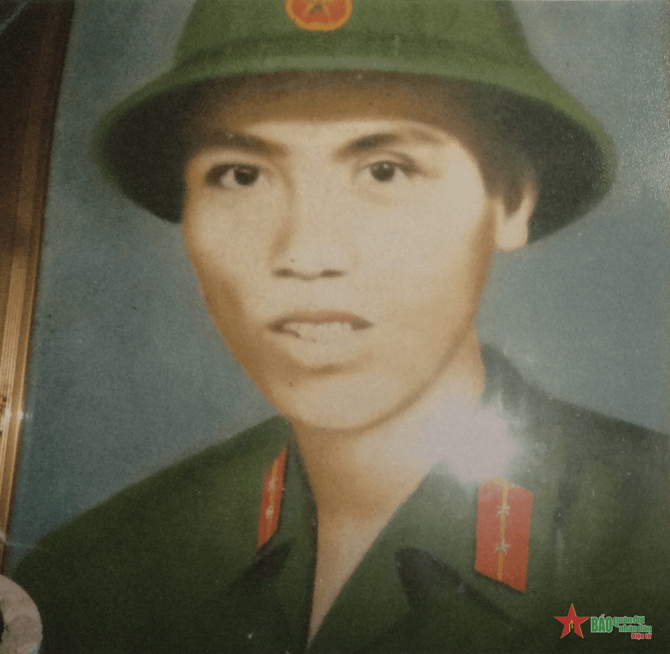 Tìm người thân và đồng đội