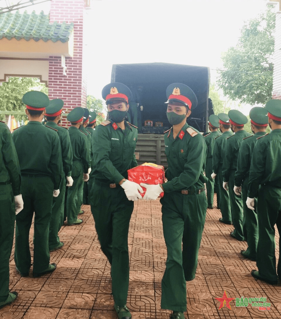 Gia Lai tổ chức lễ truy điệu và an táng 10 hài cốt liệt sĩ