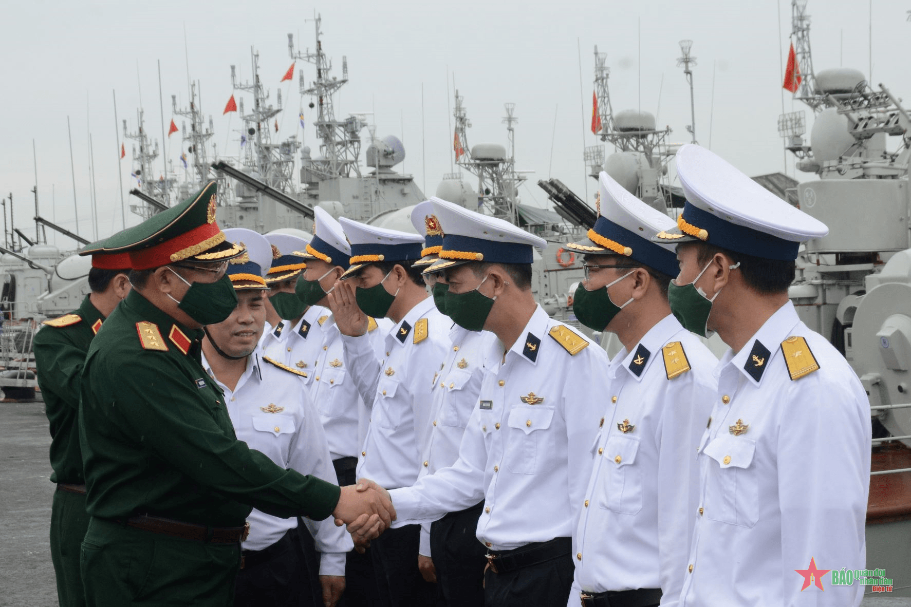 Thượng tướng Phạm Hoài Nam thăm và làm việc tại Lữ đoàn 172
