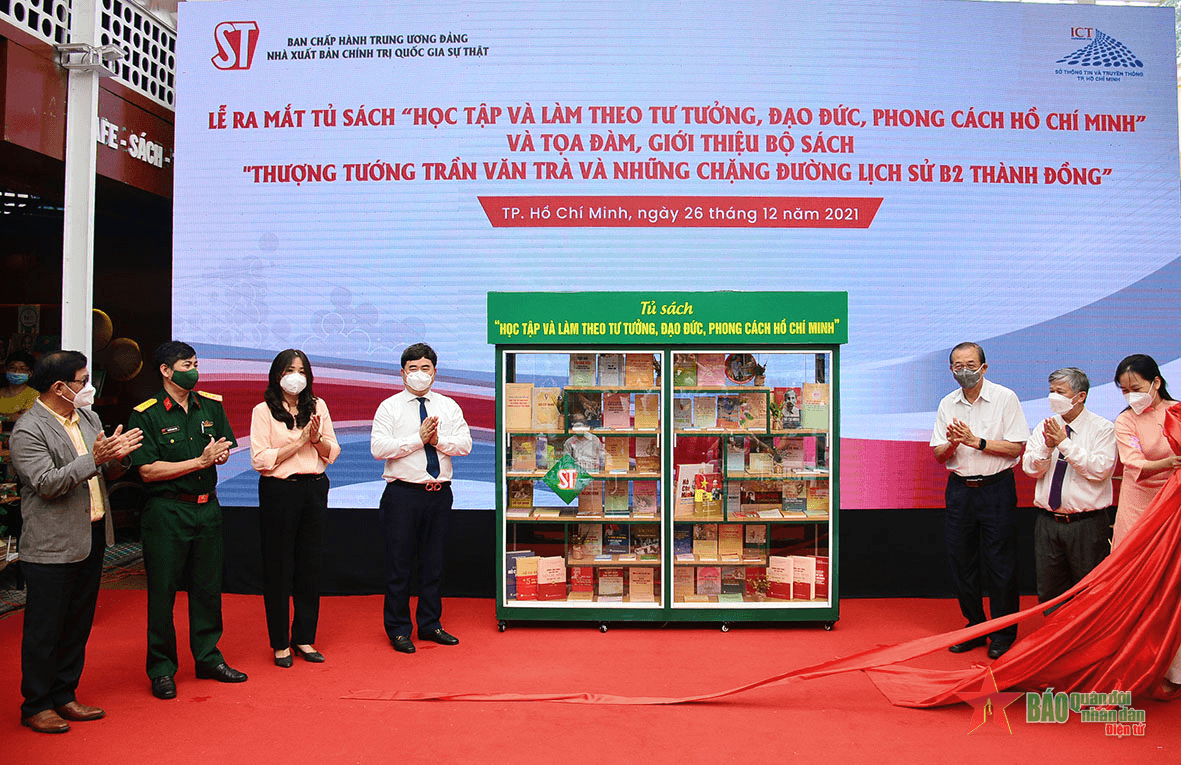 Ra mắt Tủ sách “Học tập và làm theo tư tưởng, đạo đức, phong cách Hồ Chí Minh”