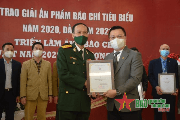 Trao giải ấn phẩm báo chí tiêu biểu cuối năm 2020, đầu năm 2021