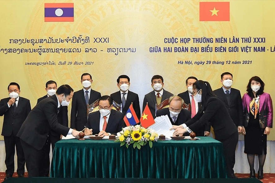 Việt Nam và Lào phối hợp quản lý tốt đường biên giới