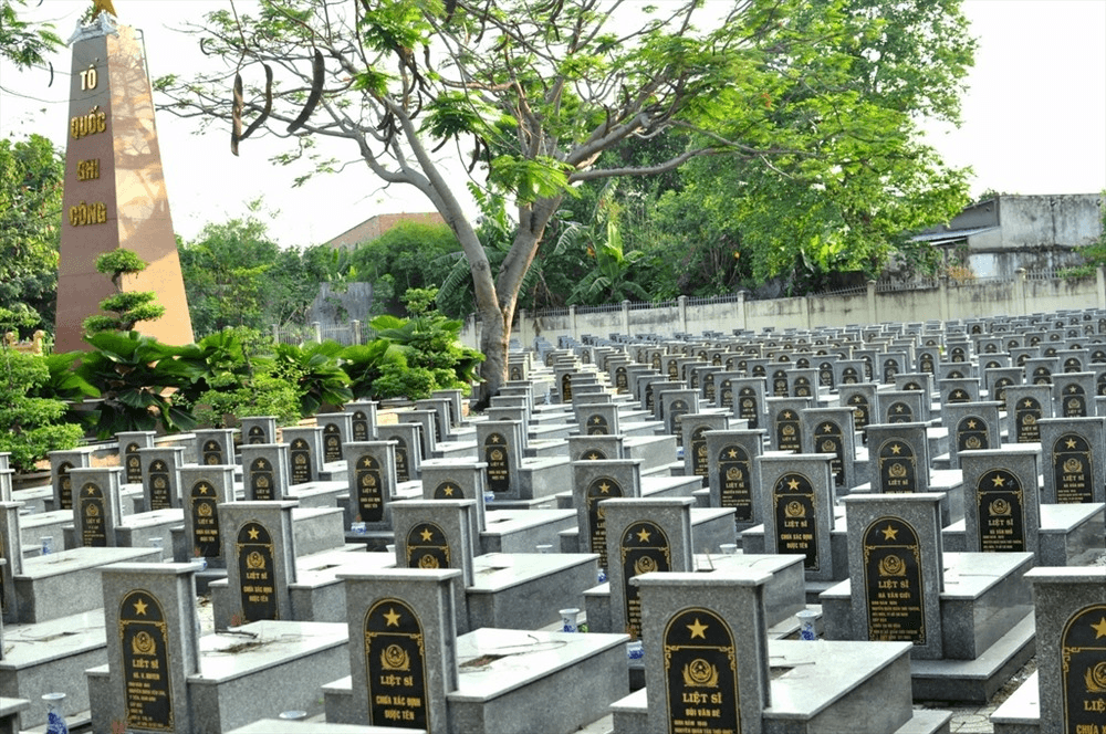 Tìm phần mộ đồng chí Nguyễn Văn Đoàn, quê Hiệp Hòa, Bắc Giang