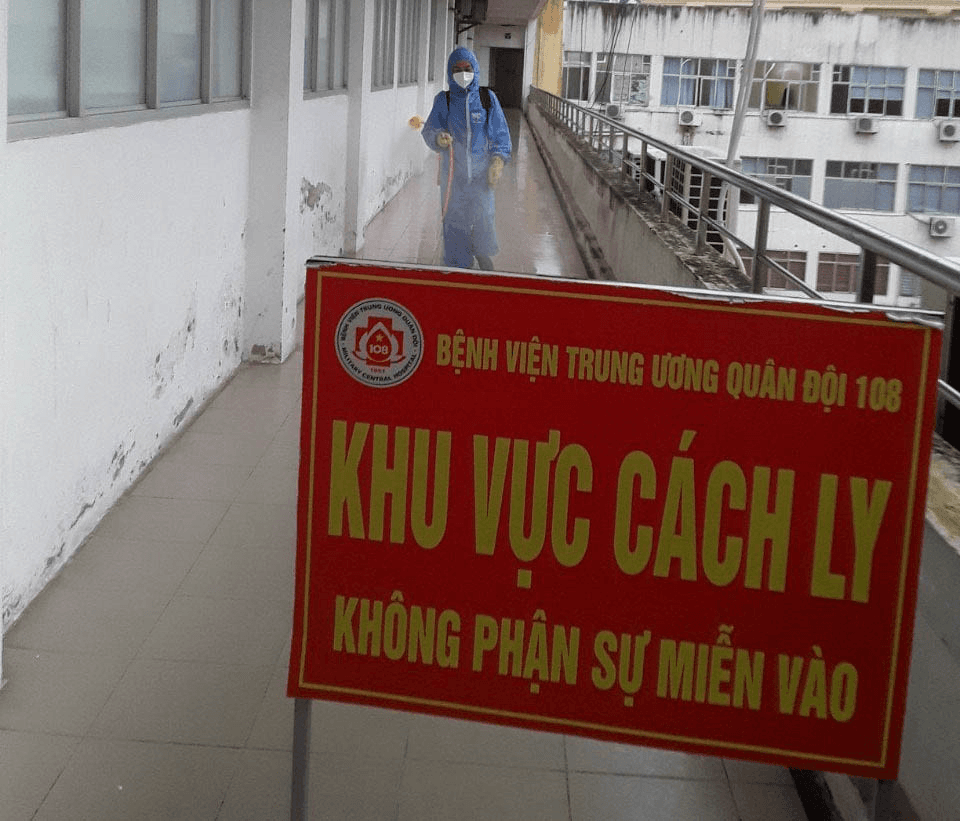 Bệnh nhân nhiễm biến chủng mới Omicron đầu tiên tại Việt Nam được ra viện