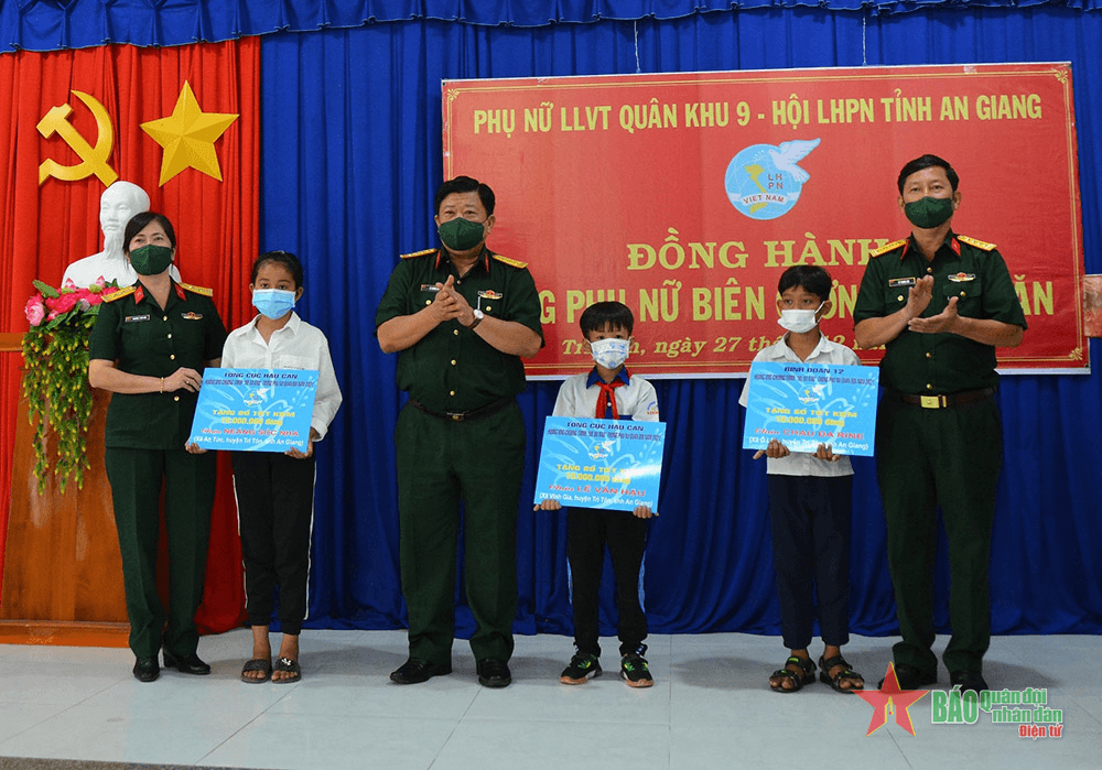 Nhân lên niềm vui của phụ nữ biên cương