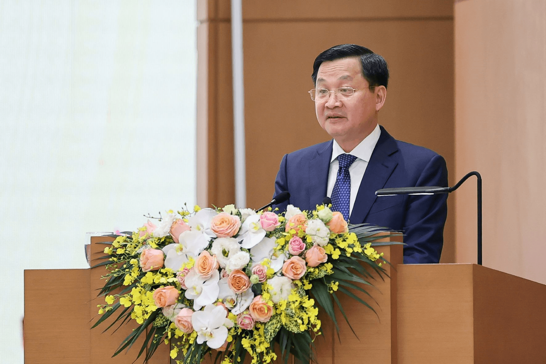 Năm 2022, phấn đấu GDP tăng 6-6,5%, kiên quyết phòng, chống tham nhũng, tiêu cực, lãng phí