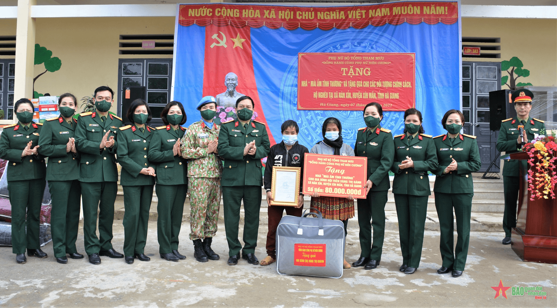 Phụ nữ Bộ Tổng Tham mưu đồng hành cùng phụ nữ biên cương