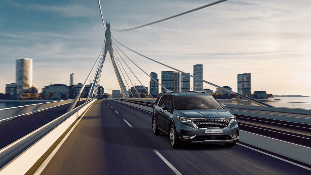 Kia Carnival - SUV lý tưởng cho gia đình du xuân đón Tết