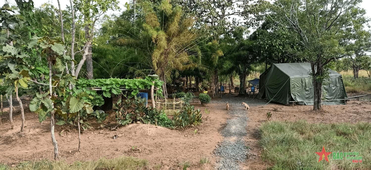 Chuyện ở điểm chốt 735