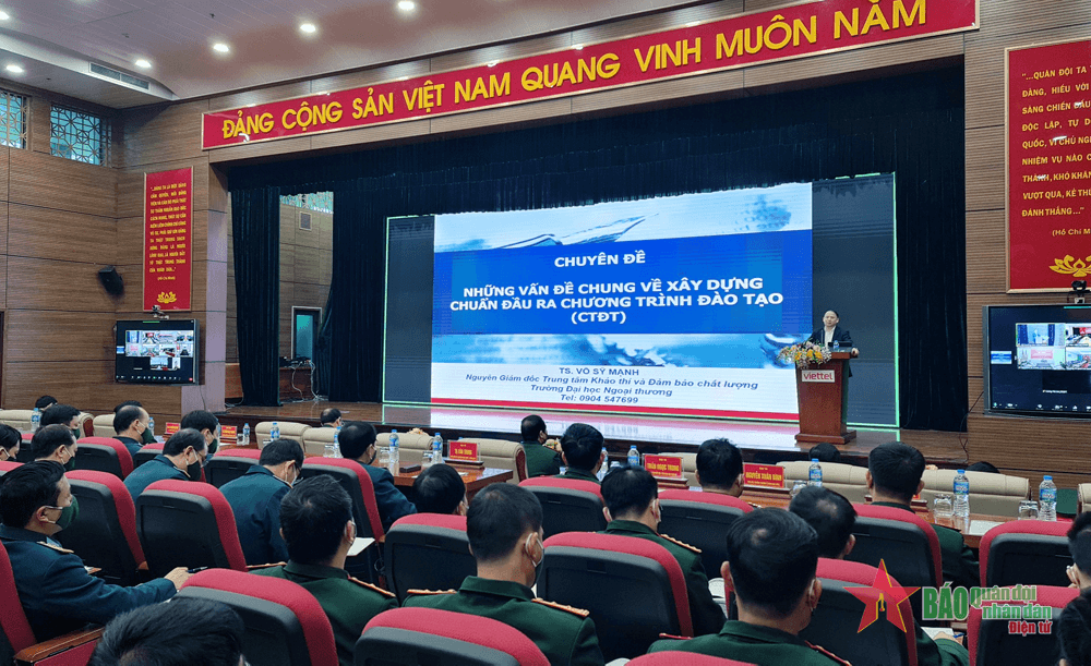 Tập huấn xây dựng chuẩn đầu ra của chương trình đào tạo